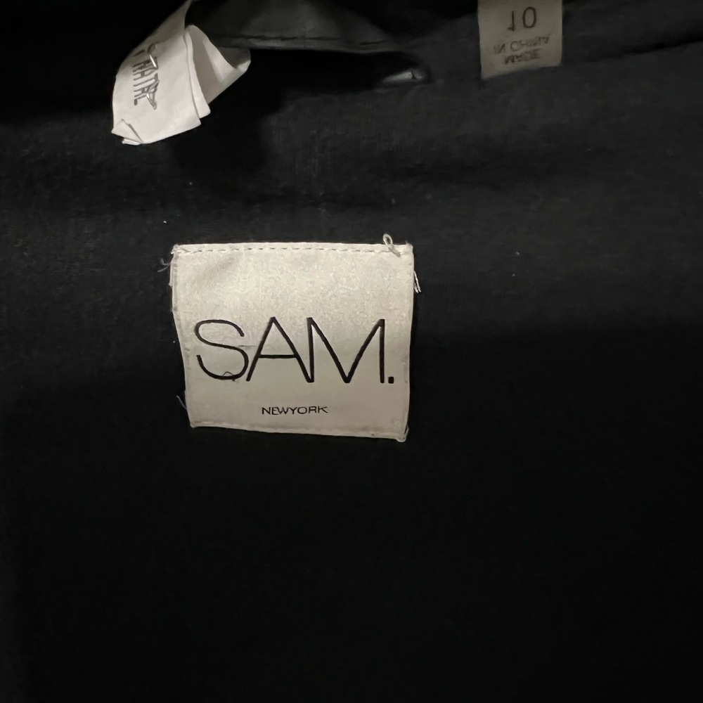 S A M - Picture 12 of 14